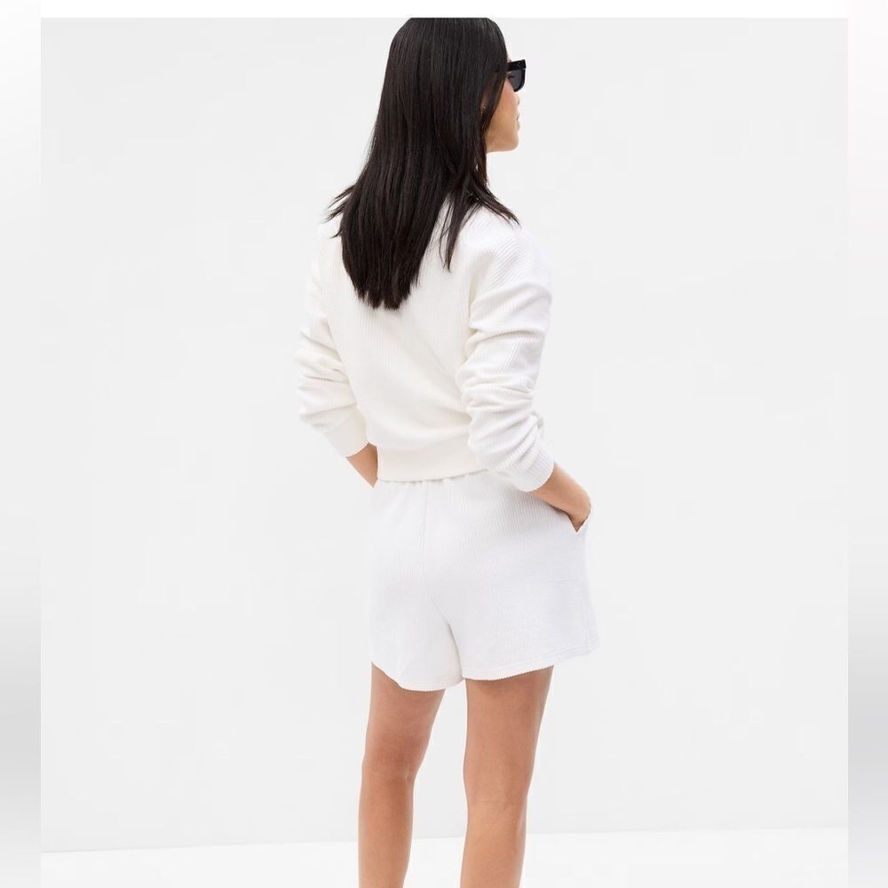 Gap Rib Easy Shorts medium tall nwt white - Picture 2 of 7